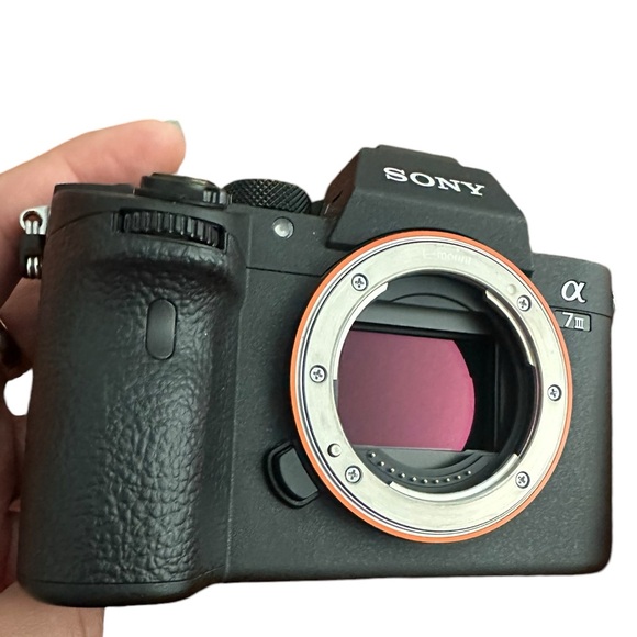 Sony - Alpha a7 III Mirrorless 4K Video Camera (Body Only) - Black - Picture 7 of 16